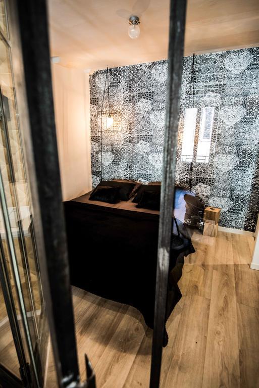 "Un Lieu Unique" Le Gold Et Le Cocon Apartment Annecy Exterior foto