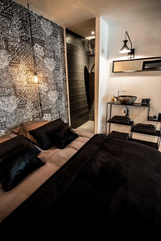 "Un Lieu Unique" Le Gold Et Le Cocon Apartment Annecy Exterior foto