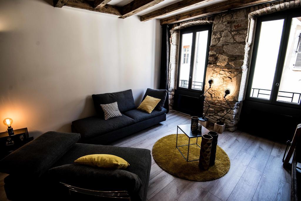 "Un Lieu Unique" Le Gold Et Le Cocon Apartment Annecy Exterior foto